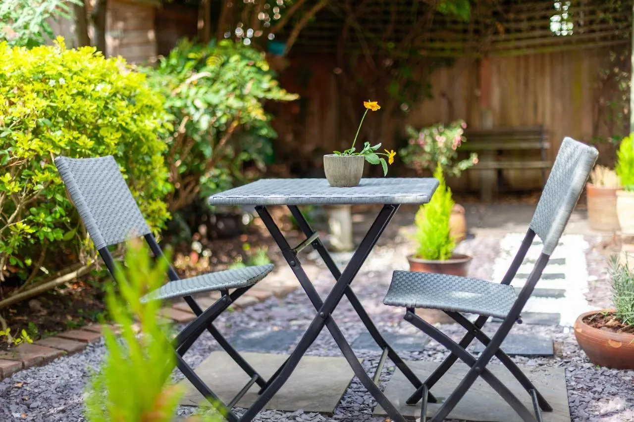 Charming Terraced 3Br House, 5 Min Hither Green St London United Kingdom