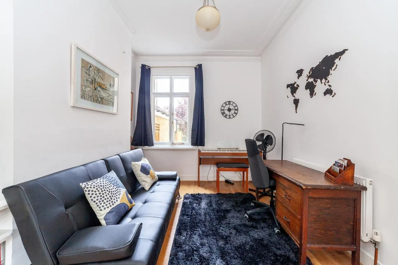 Charming Terraced 3Br House, 5 Min Hither Green St London United Kingdom